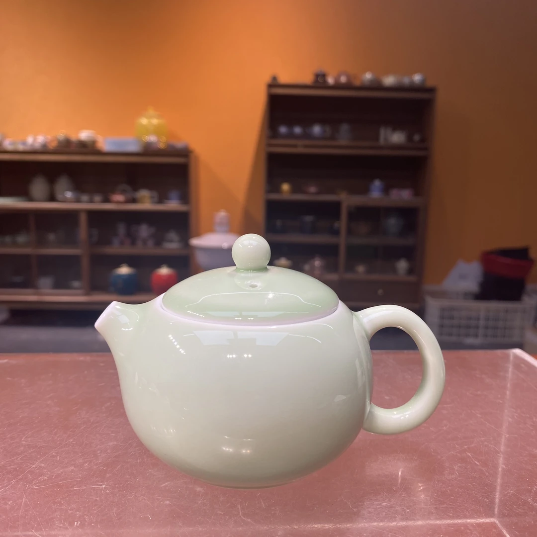 德化云仓 青瓷西施壶-6414