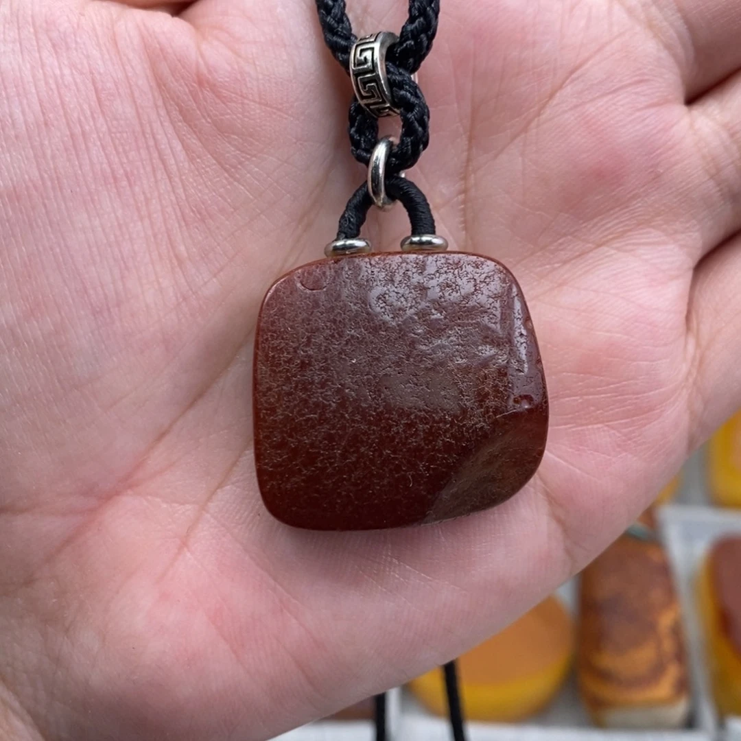 琥珀吊坠(赠链)未镶嵌