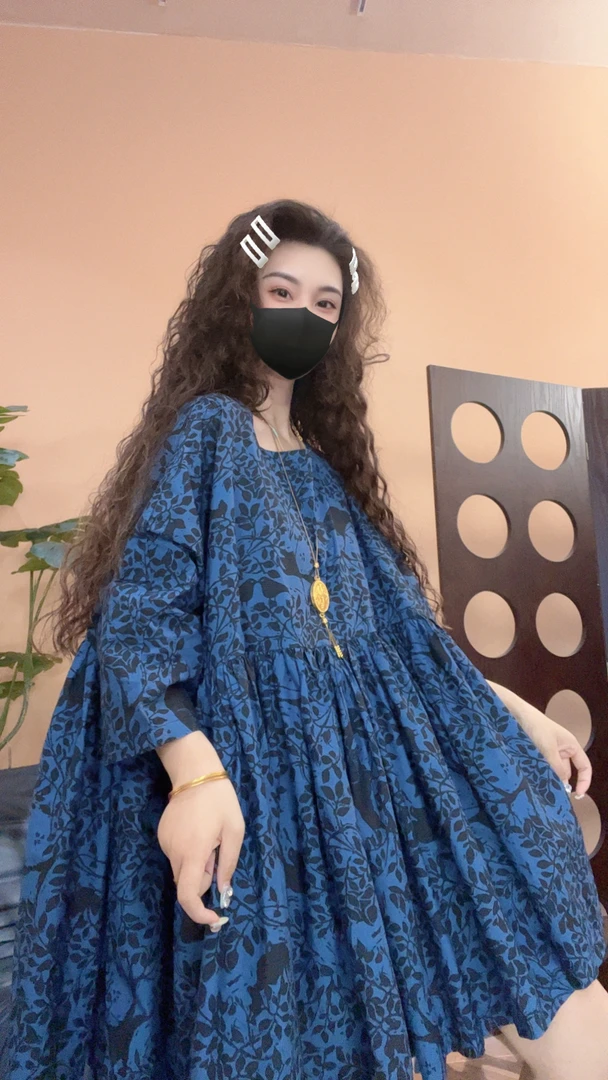 museguhui/木色古汇82587#蓝色复古宽松印花设计师休闲时尚连衣裙