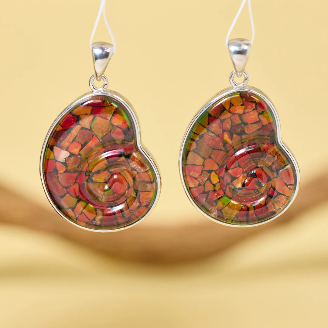 【歪歪】斑彩石全红螺吊坠23mm（李居明）（多样性发一）XB-J2242