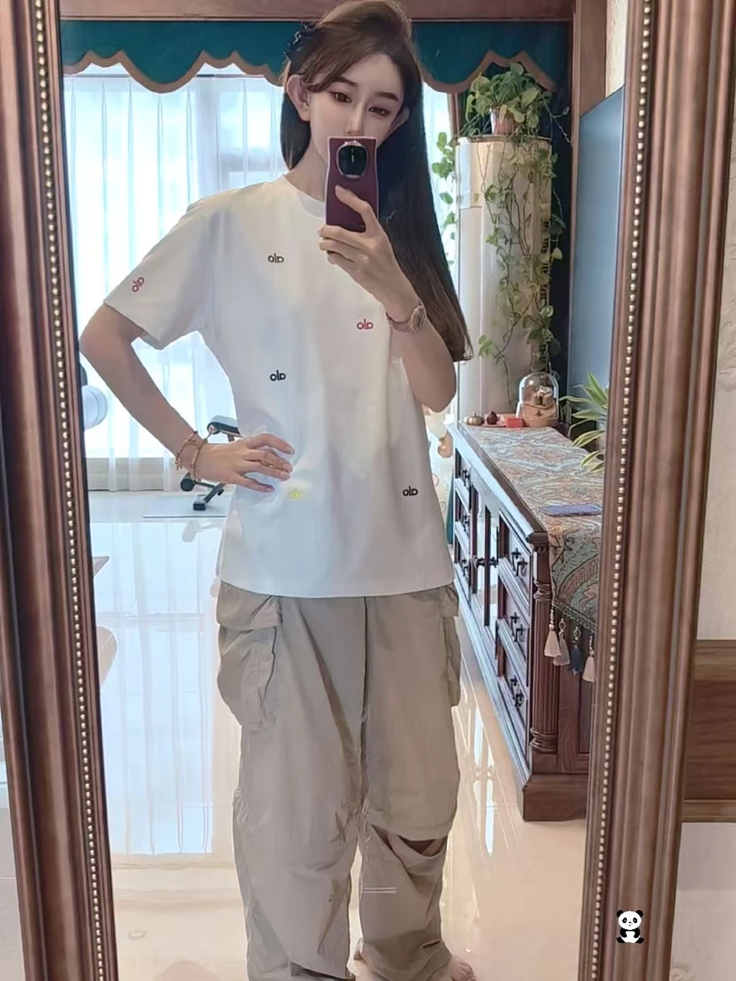 2025夏季新款时尚重工宽松时尚刺绣短袖