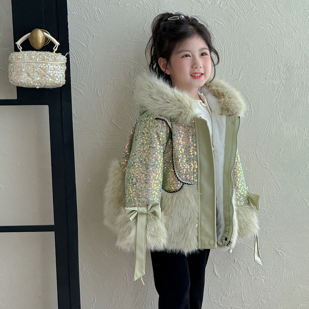 女童外套秋冬款2025新款洋气宝宝冬季亮片毛毛衣儿童冬装加绒棉服