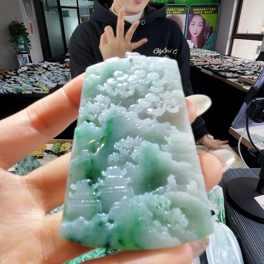 颈饰未镶嵌翡翠一