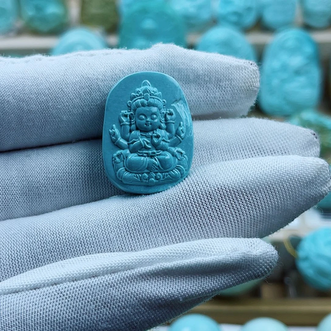 绿松石未镶嵌珠宝奇石