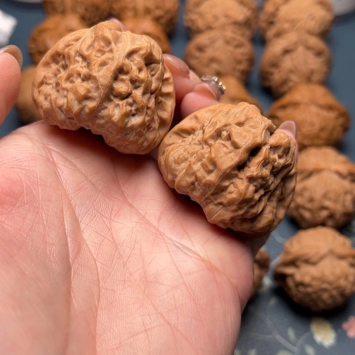 文玩核桃把件39蛤蟆头