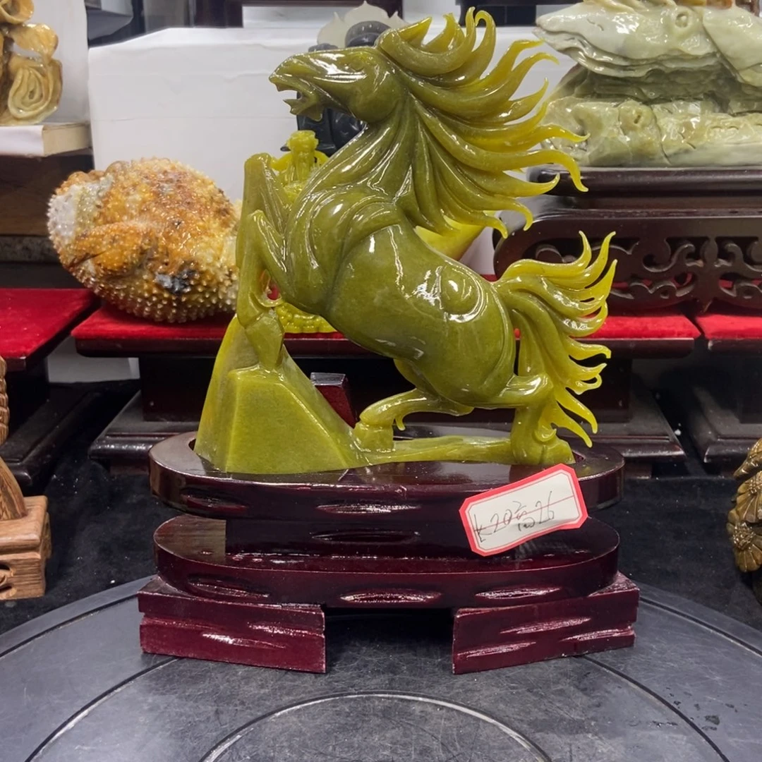 石材天然岫岩玉摆件