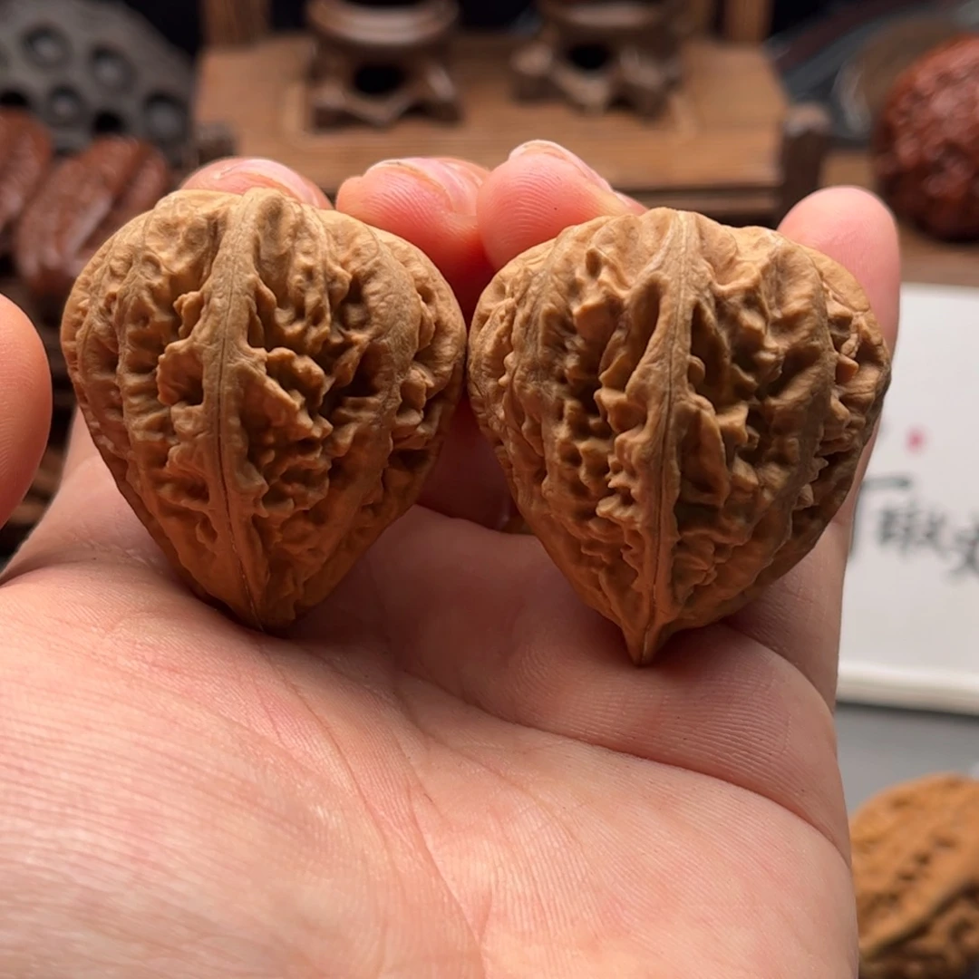 文玩核桃把件关东木子家楸大胖37