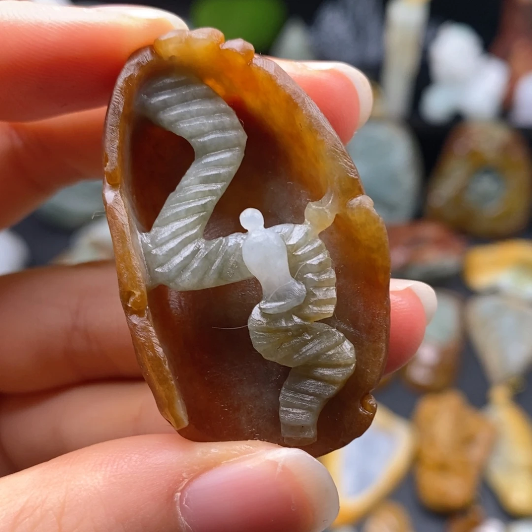 定制翡翠未镶嵌翡翠