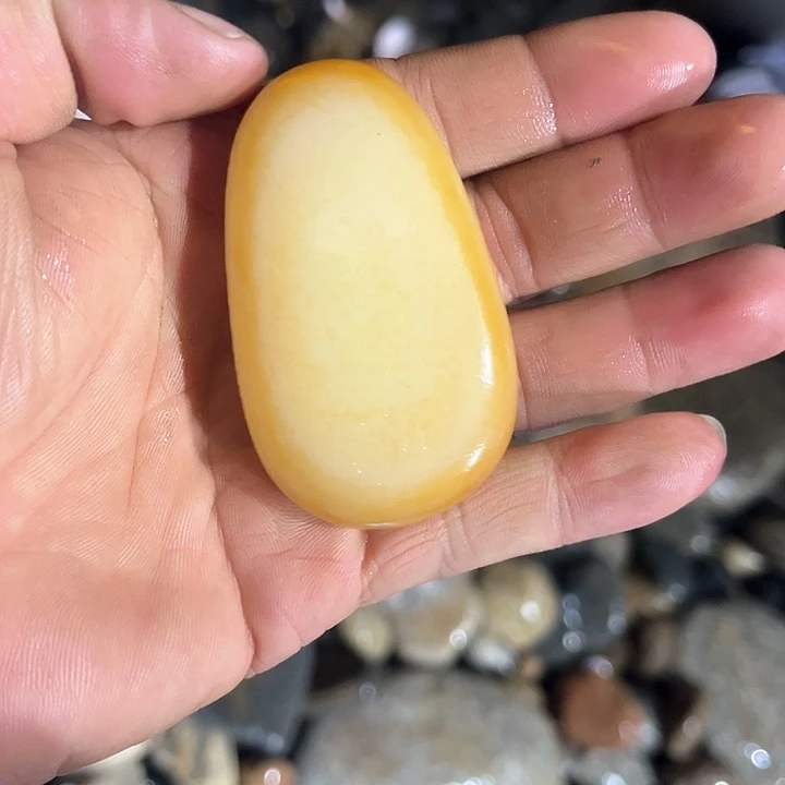 未镶嵌和田玉（糖玉）挂件