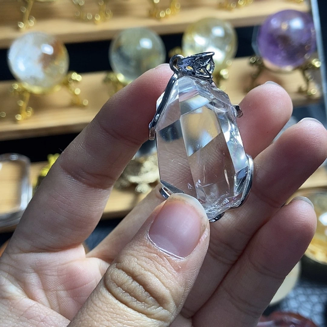 水晶未镶嵌珠宝半成品