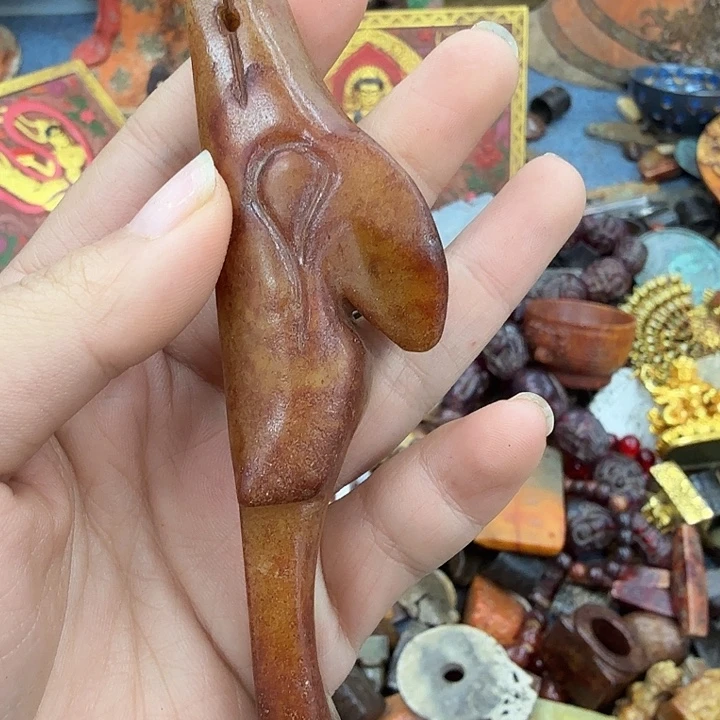 和田玉（糖玉）未镶嵌挂件