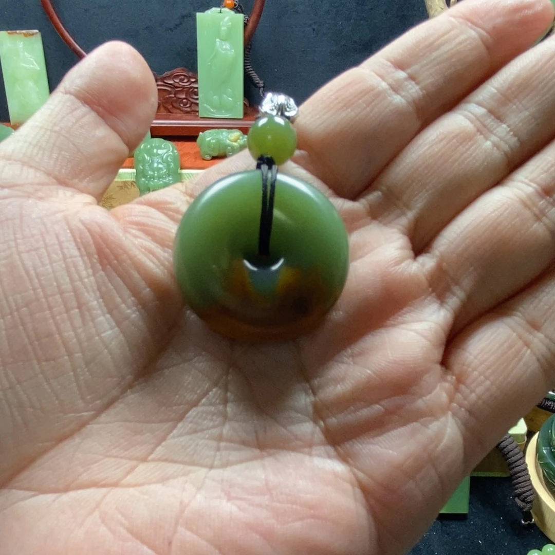 岫岩河磨玉（透闪石质玉）手串未镶嵌6*呀