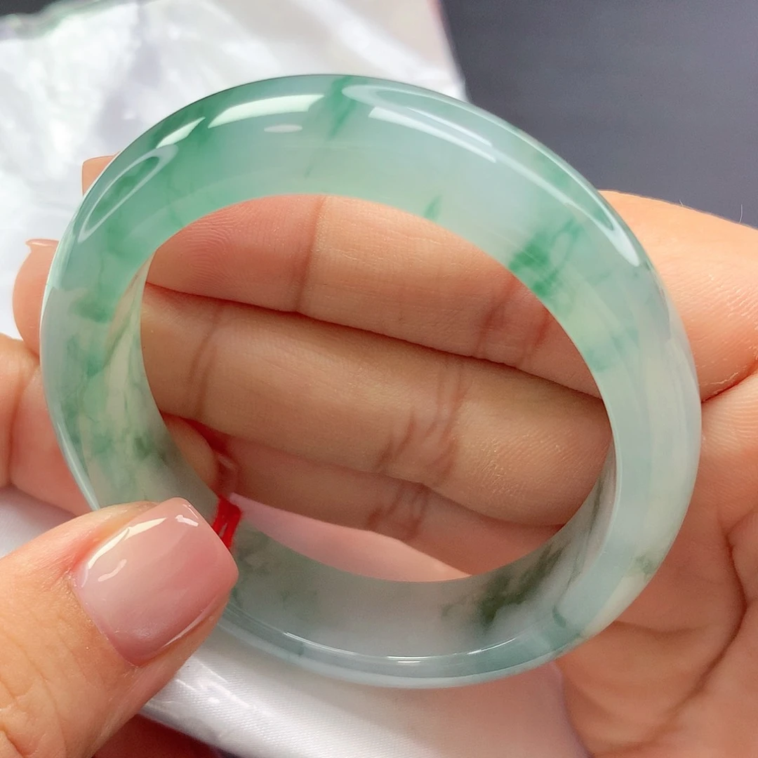 【闪购商品】未镶嵌手镯翡翠贵妃a 818570