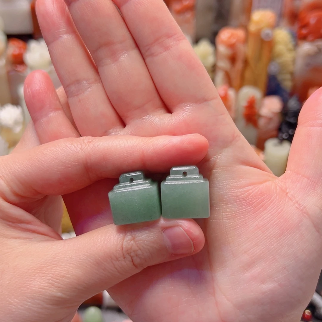 卢***华包手工刻字包刻字