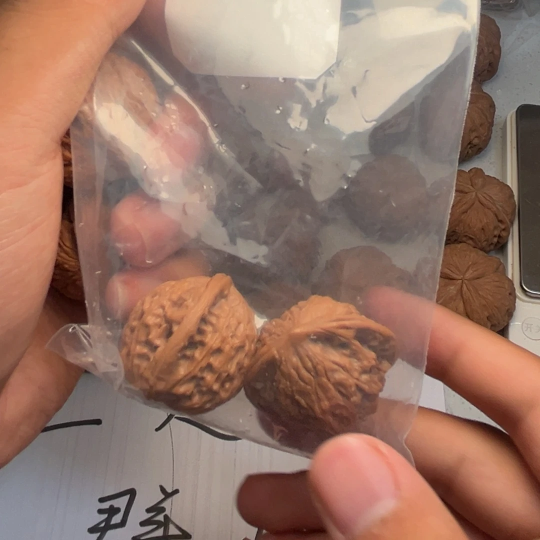 糖***猫大叶紫檀（黑酸枝木类）