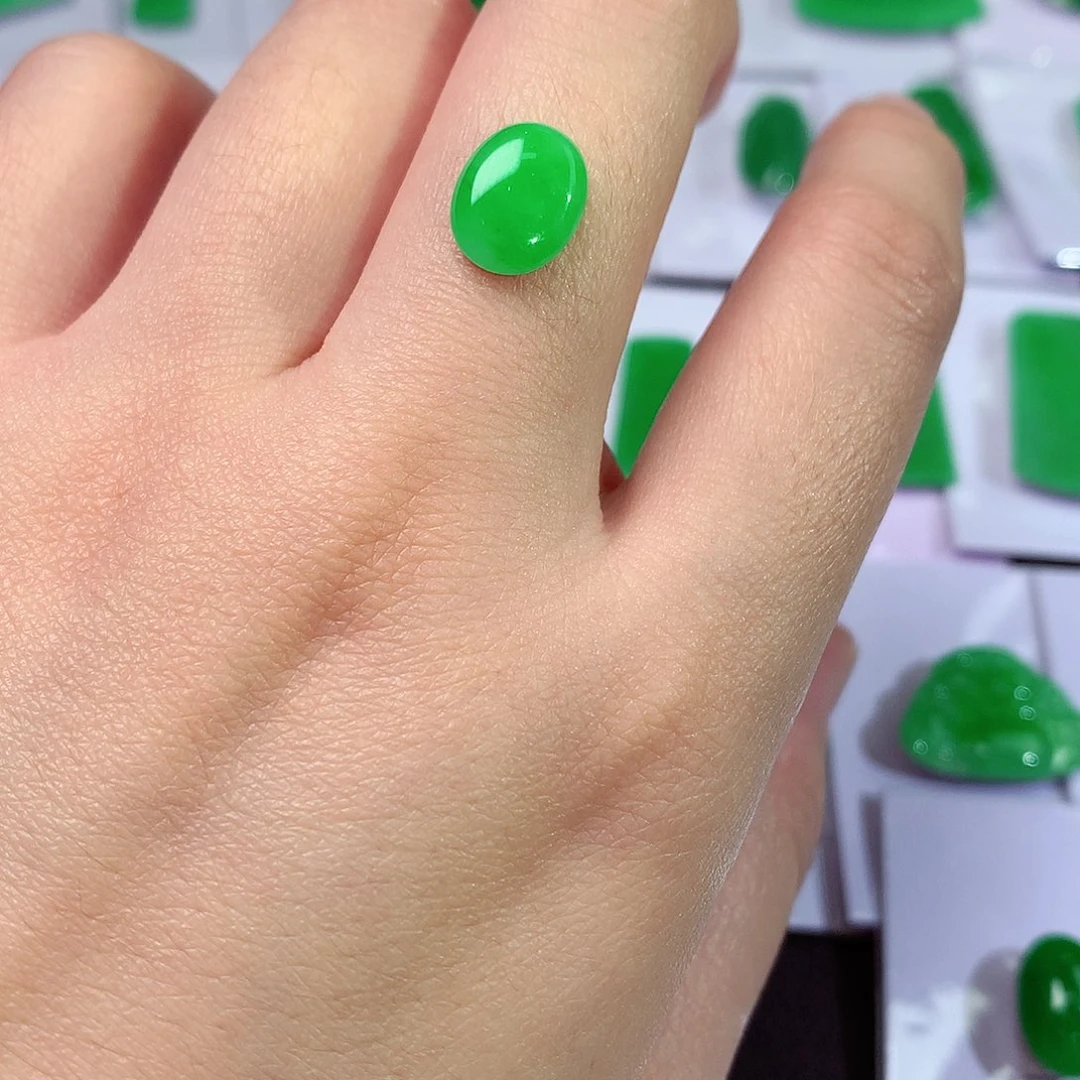 颈饰未镶嵌翡翠天然翡翠