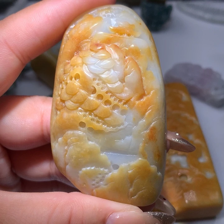 翡翠未镶嵌颈饰保真天然A货翡翠