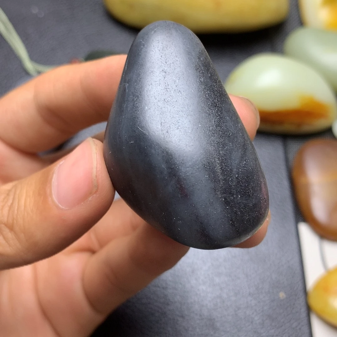 和田玉未镶嵌摆件