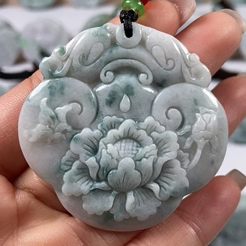 翡翠颈饰未镶嵌花开富贵福利