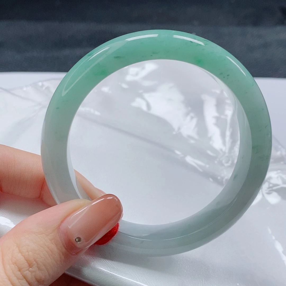 【闪购商品】未镶嵌手镯翡翠504号