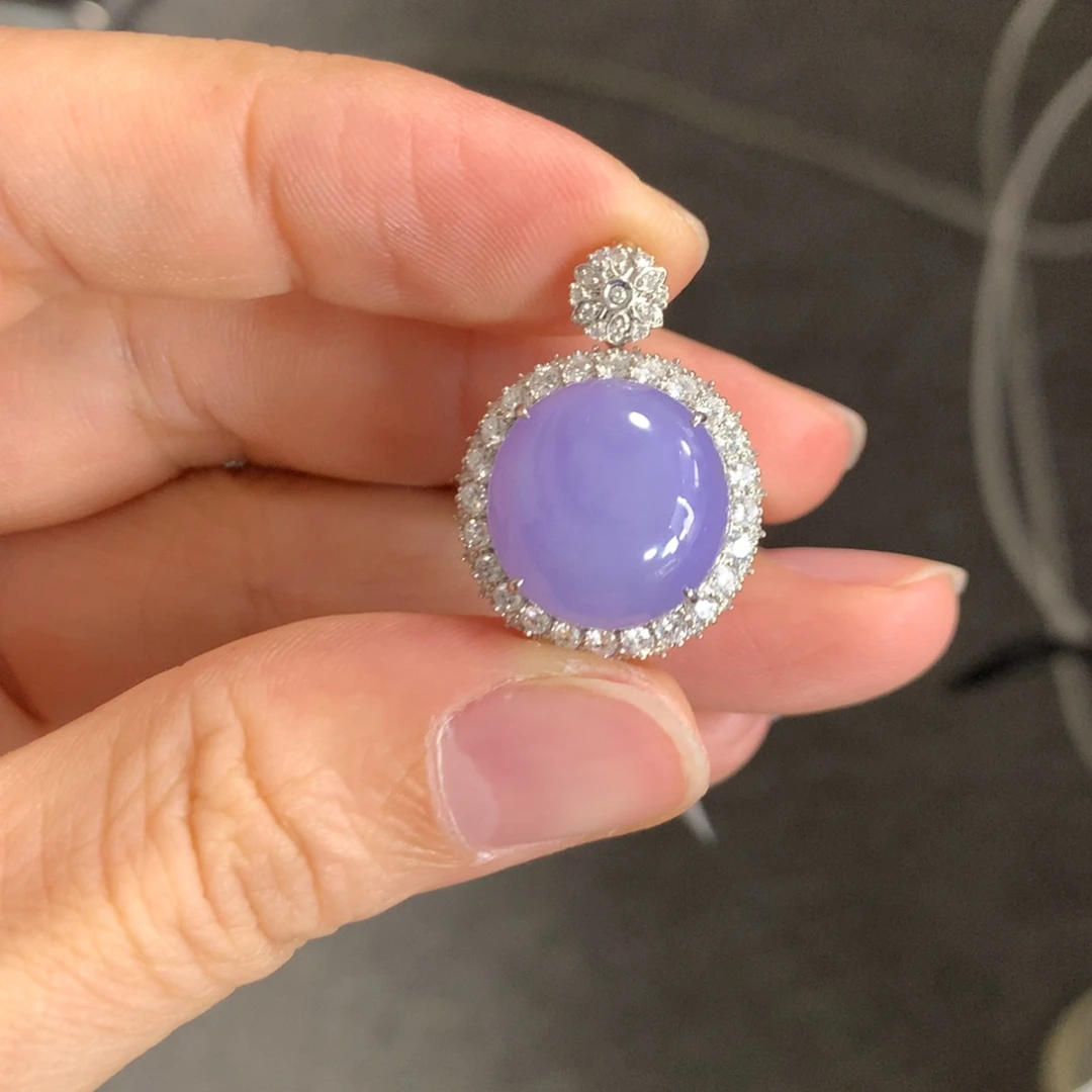 翡翠戒指18K金镶嵌翡翠