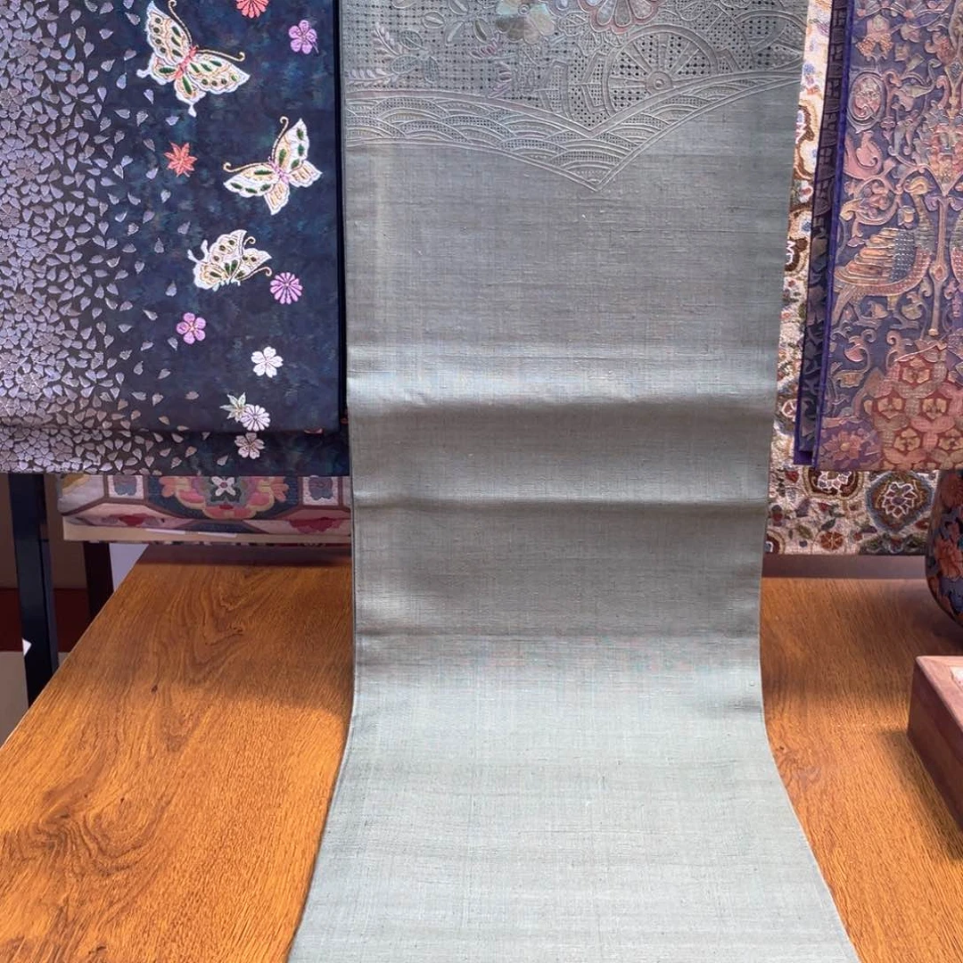 织绣两通抽拉雕深色