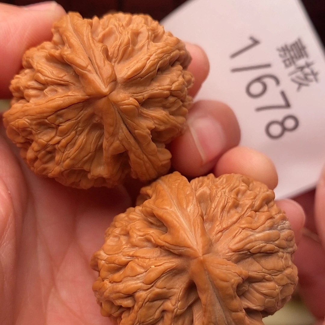 把件文玩核桃40红锦鲤