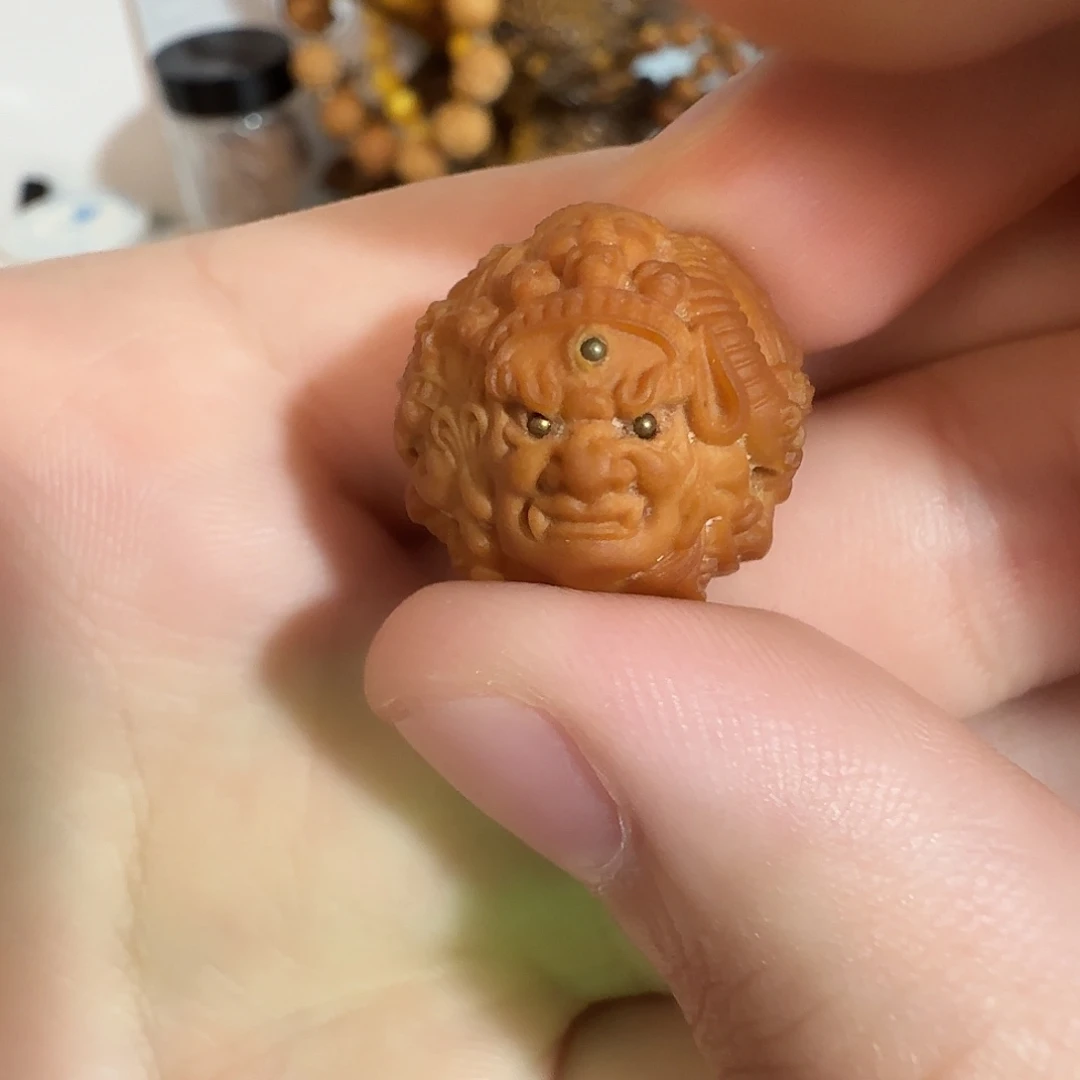 吊坠猴头核桃全品四大天王