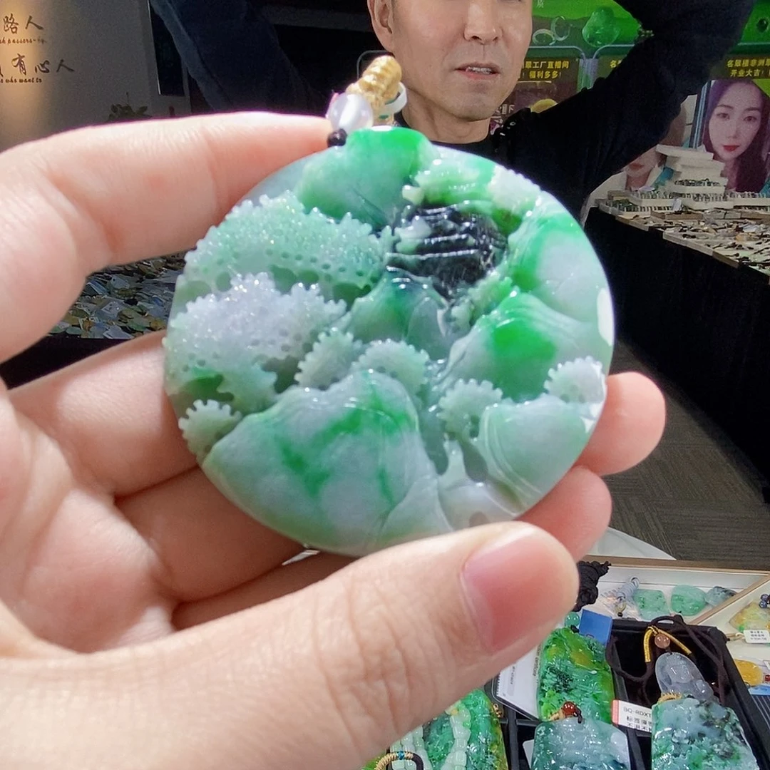 颈饰未镶嵌翡翠翡翠