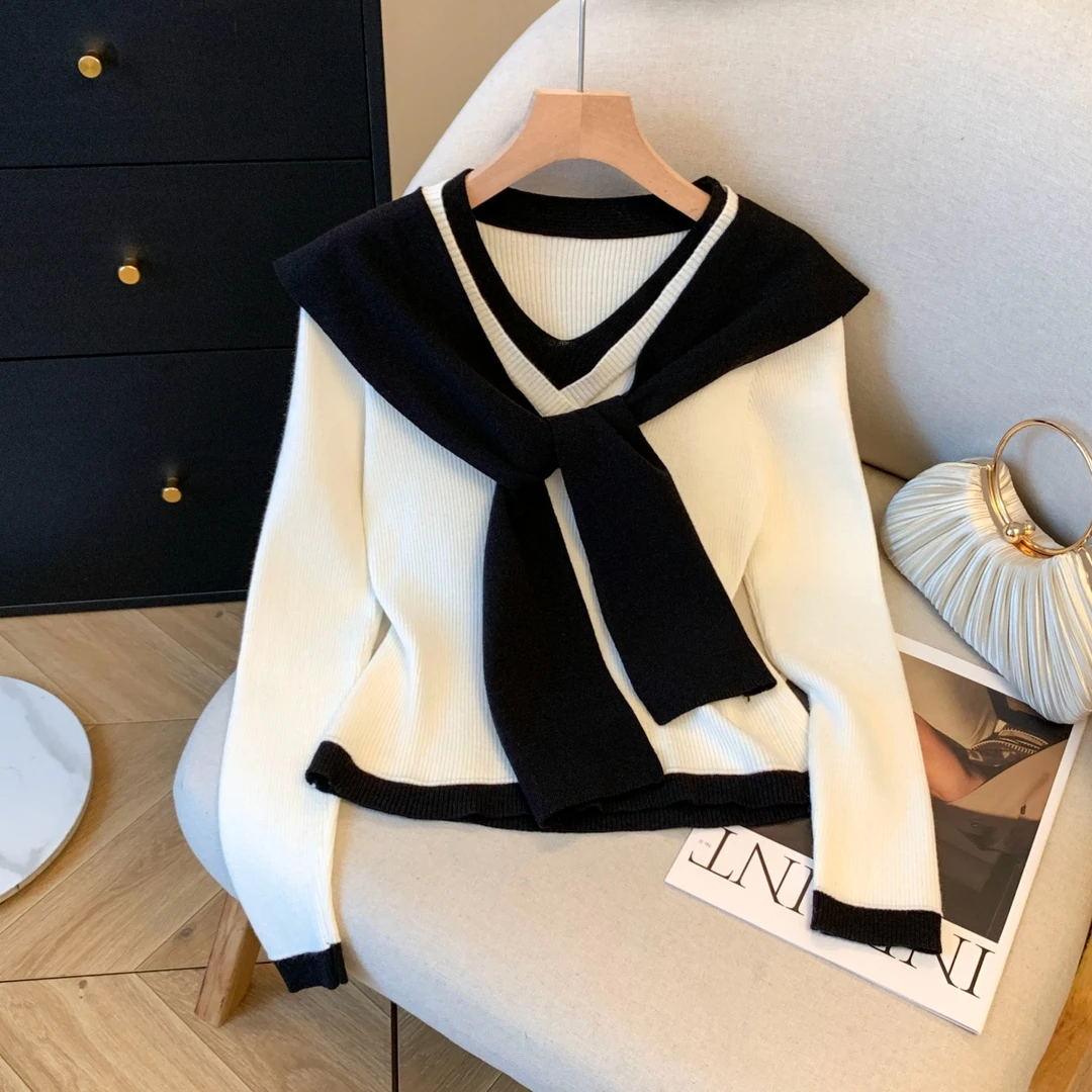 海军风穿搭黄色披肩上衣两件套女秋装新款内搭撞色V领打底针织衫