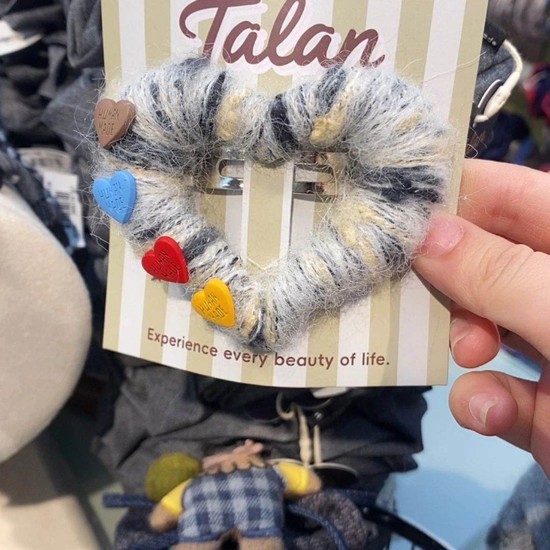 布艺铁合金灰色爱心弹簧夹