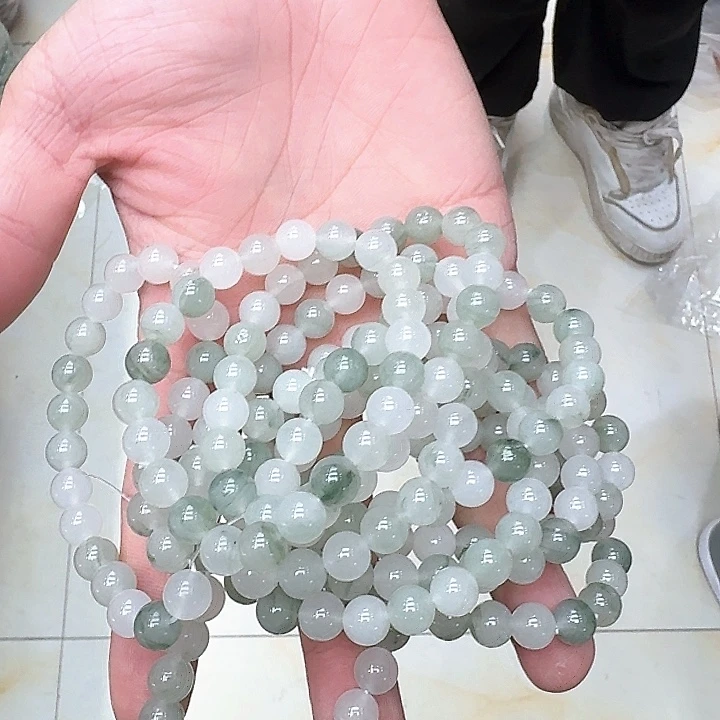 石英质玉手链未镶嵌多样性发其一