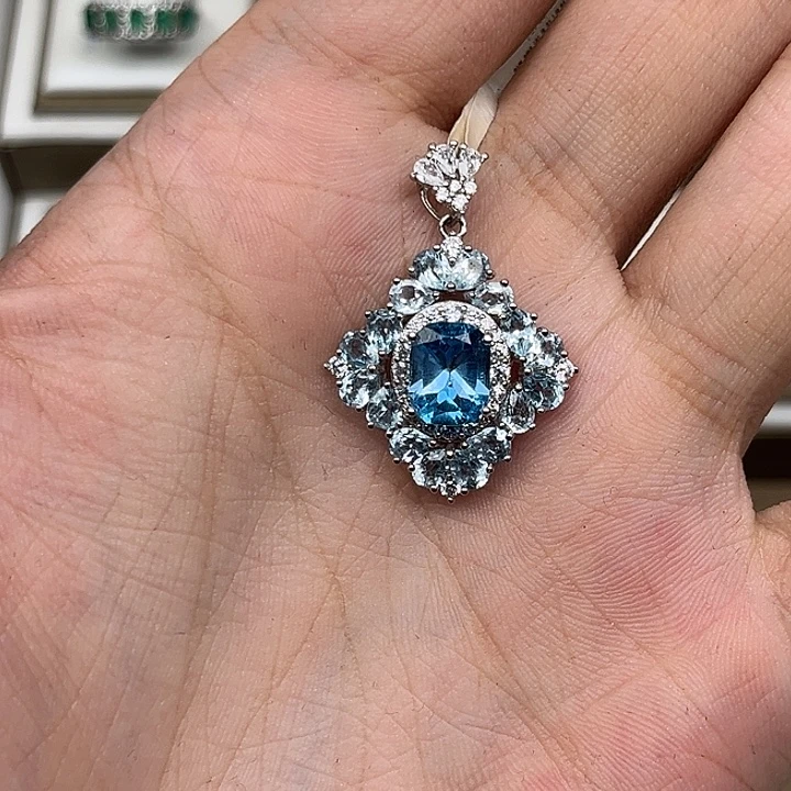 颈饰银S925镶嵌托帕石