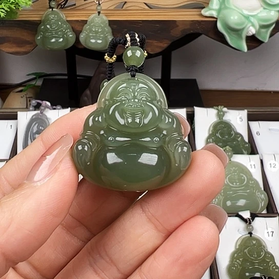 和田玉吊坠(赠链)未镶嵌