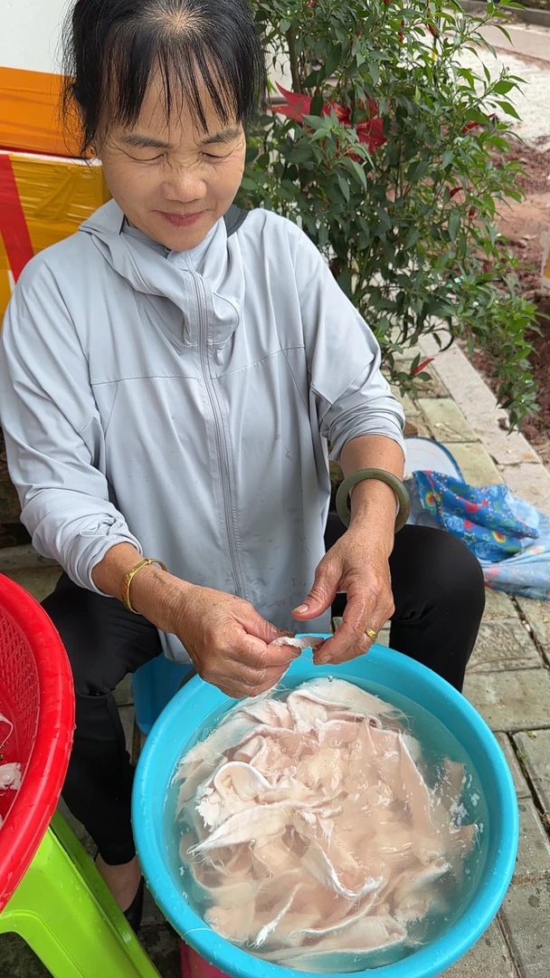 啊鲁嫂白花胶代拍链接～