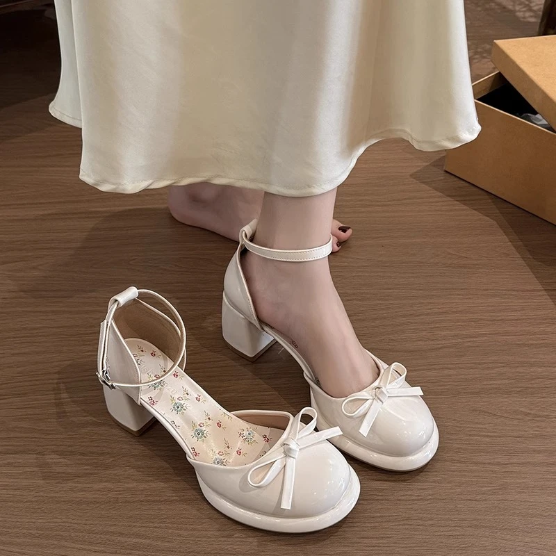 复古白色法式包头高跟凉鞋女款2025新款夏季外穿配裙子增高凉拖鞋