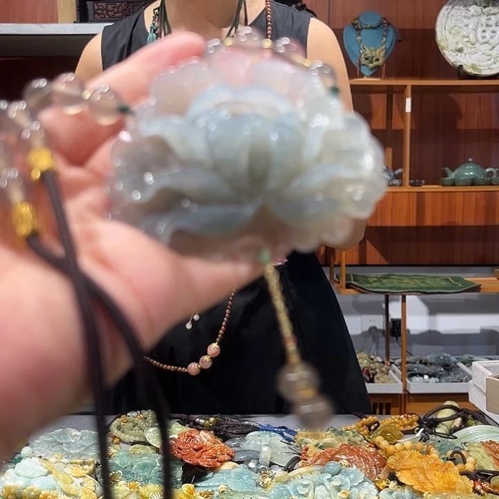 未镶嵌岫玉毛衣链