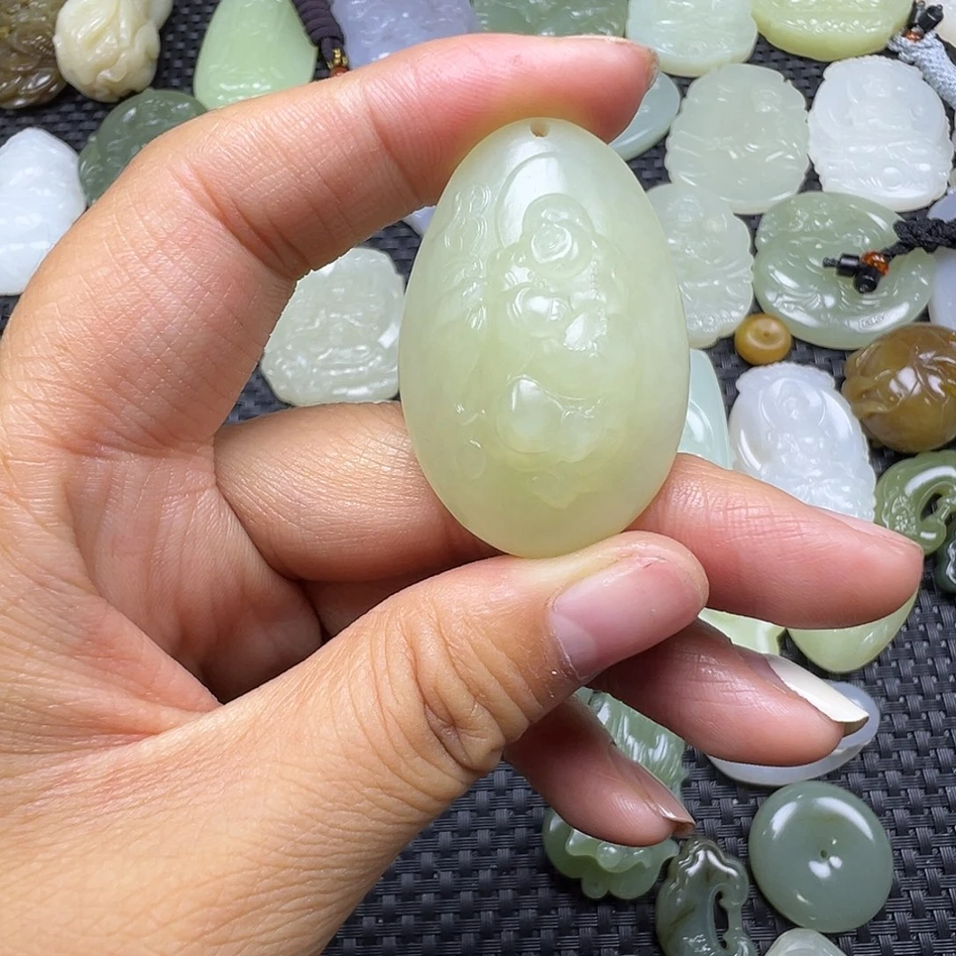 和田玉未镶嵌吊坠(赠链)柔光，卡41