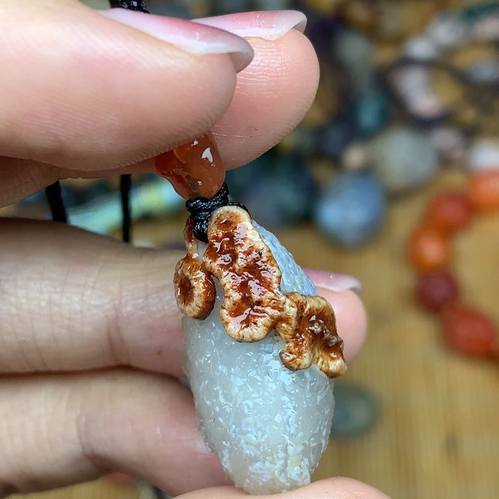 玛瑙/玉髓未镶嵌珠宝半成品*‍*