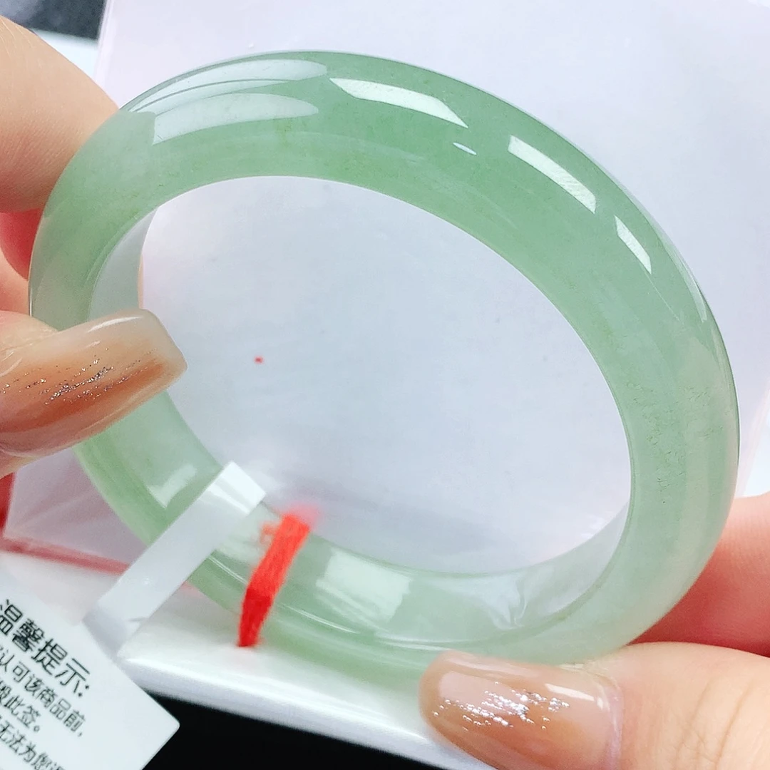 未镶嵌手镯翡翠54圈