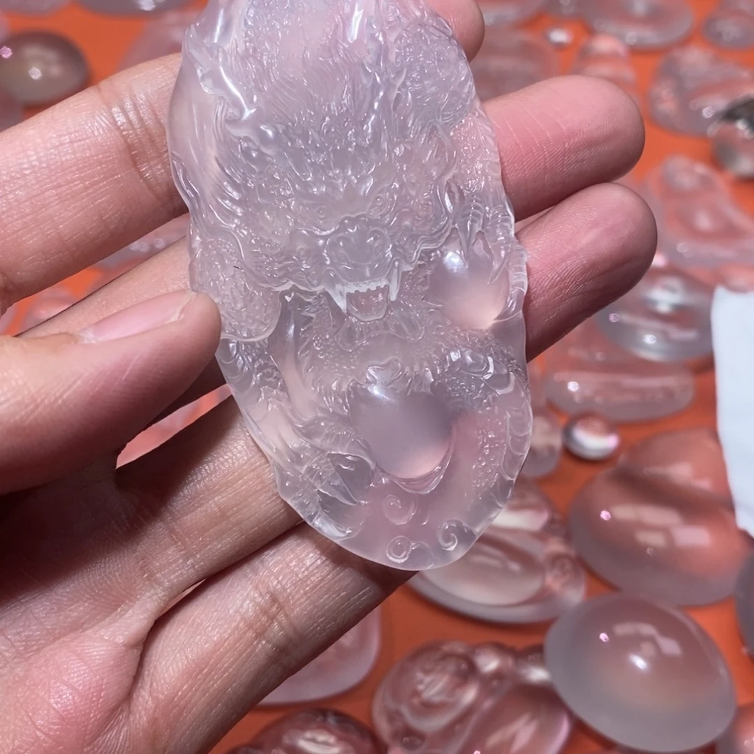 伴***洋石英质玉未镶嵌珠宝半成品
