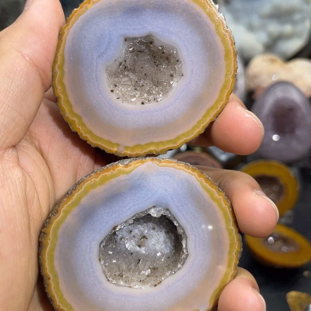 未镶嵌水晶大型摆件（非配饰）