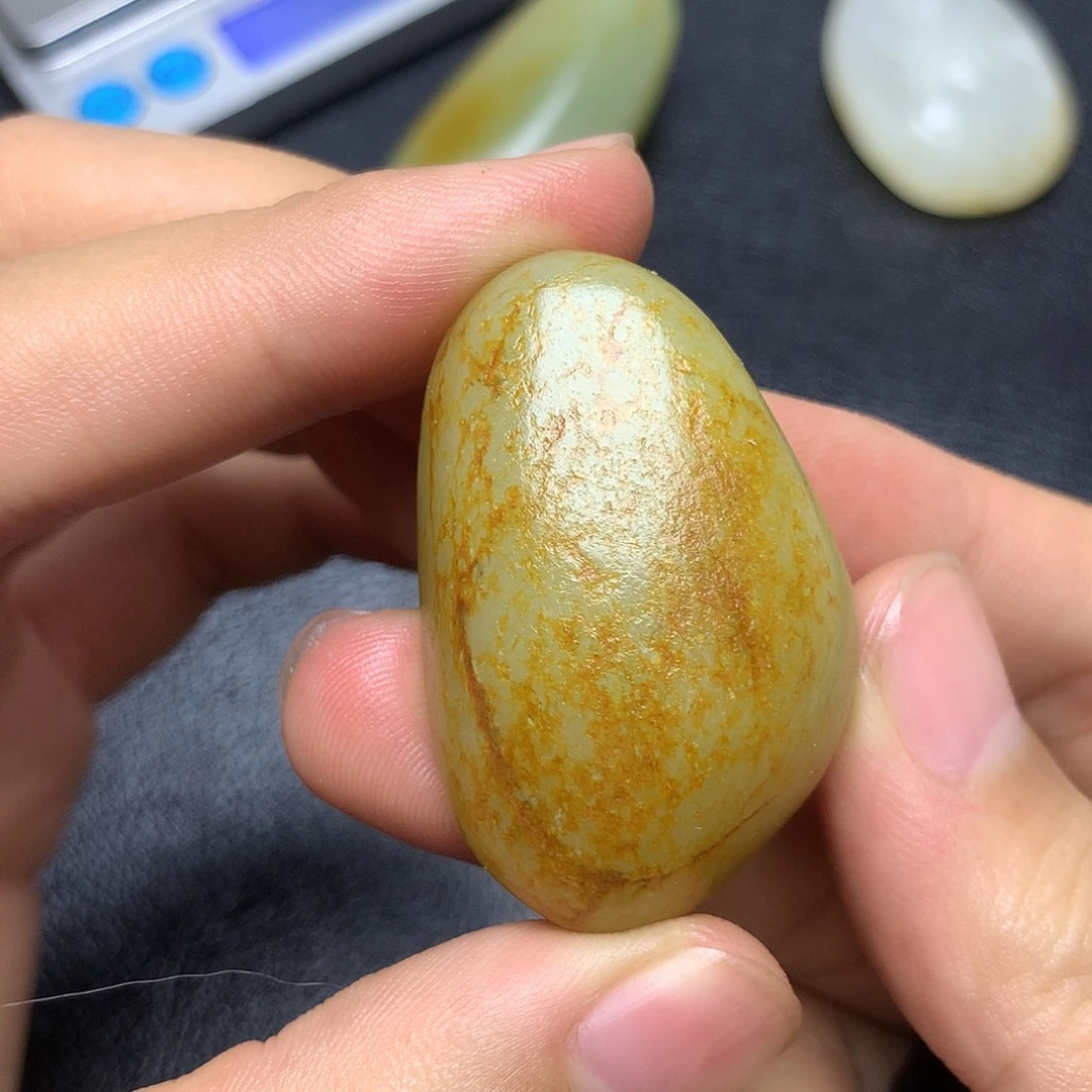 和田玉（糖玉）未镶嵌挂件