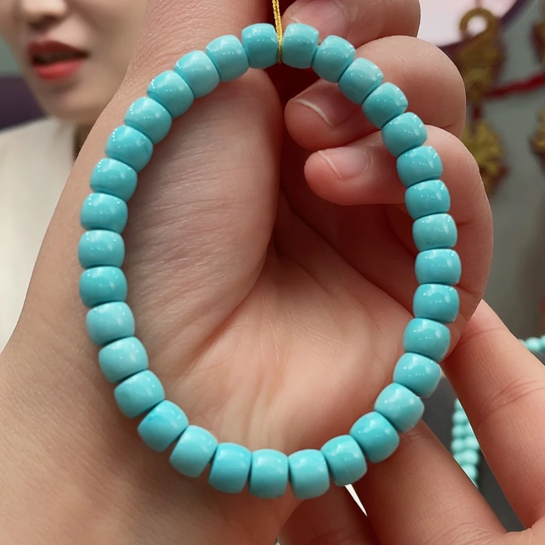 绿松石颈饰未镶嵌