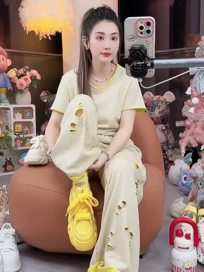 【晨夕潮牌】设计感2025新款时尚破洞百搭套装两件套装女D071