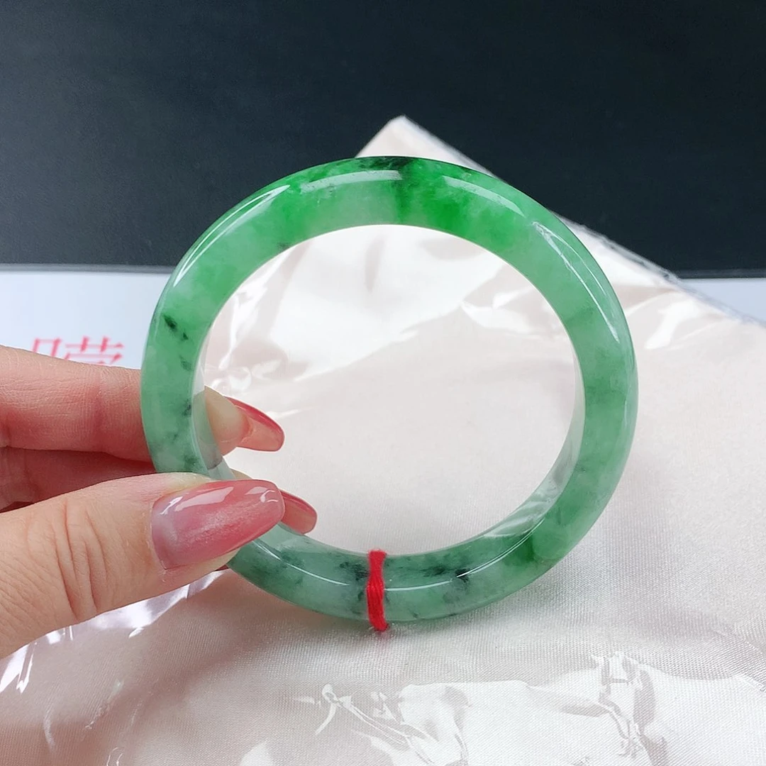 翡翠手镯未镶嵌翡翠107