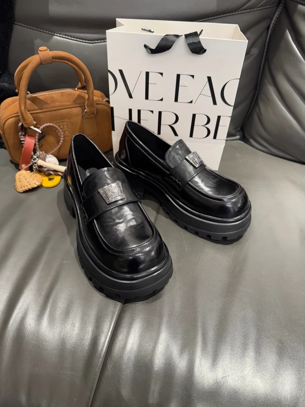 真皮厚底粗跟乐福鞋女2025春季新款英伦风复古一脚蹬6895