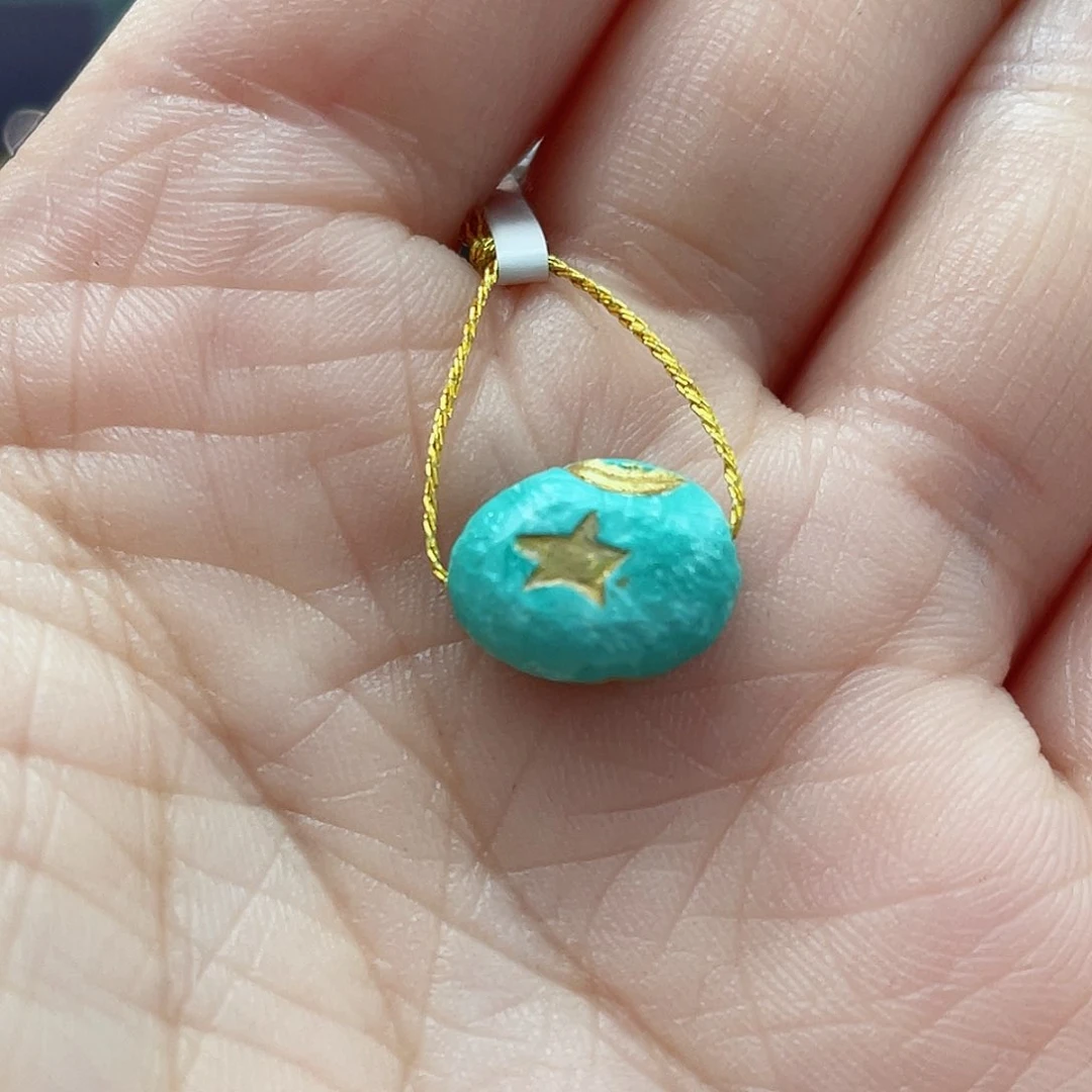 绿松石颈饰未镶嵌