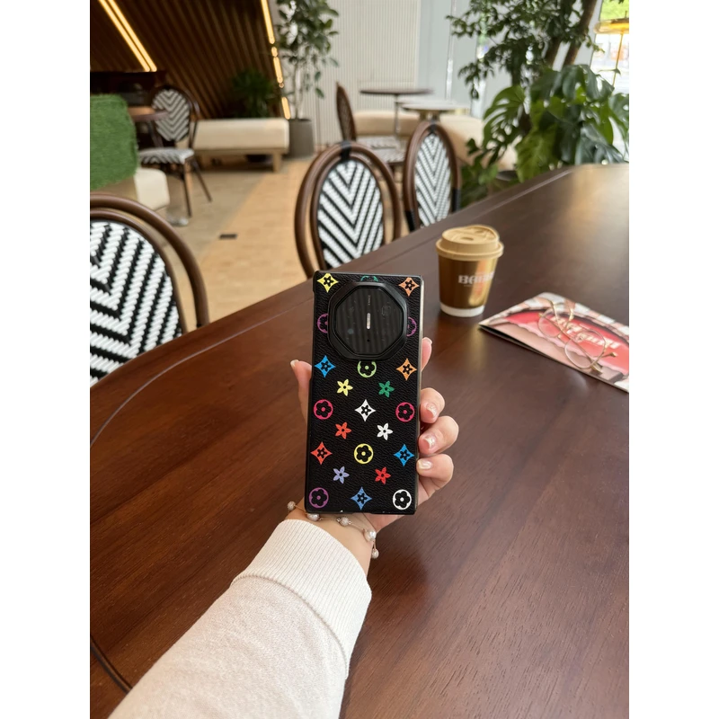 适用于华为Mate XTXTs三折叠时尚字母皮革折叠手机壳 单后壳