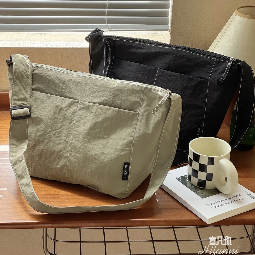 原创自制韩系简约轻便纯色单肩斜挎包通勤日常百搭休闲学生托特包